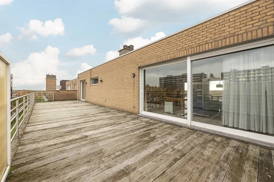 Zonneterras van de penthouse in Berchem